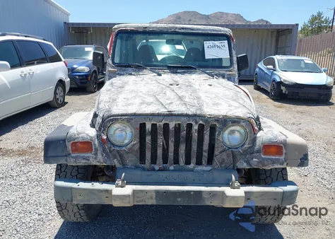 1998 Jeep Wrangler Se z USA, uszkodzony, nr VIN 1J4FY29P4WP710415